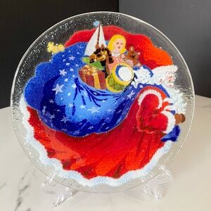 7.5" Father Christmas Santa Plate by Peggy Karr